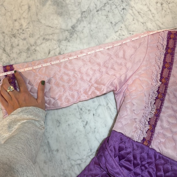 Vintage Quilted Pink & Purple House Coat Button Down Duster - Picture 13 of 14